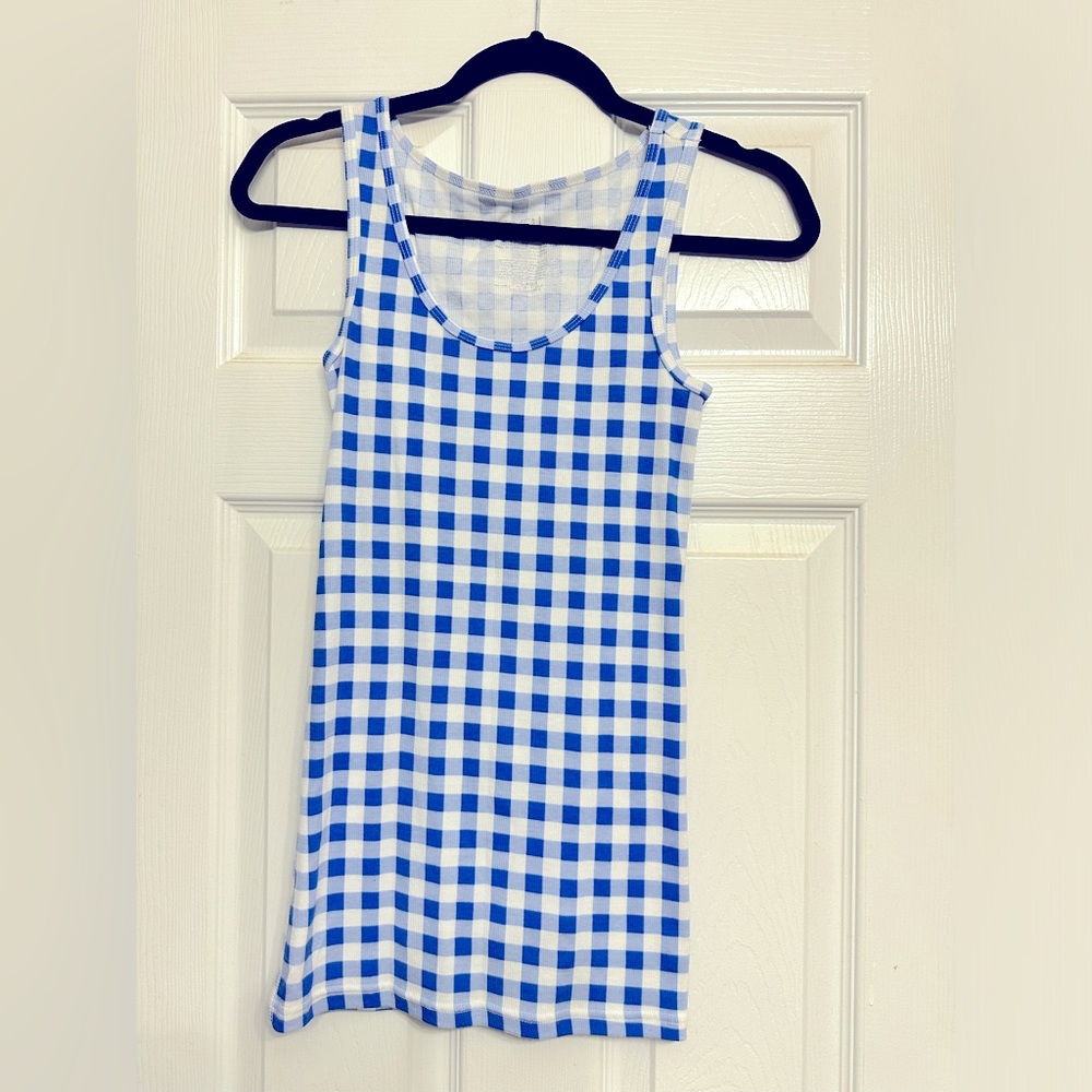 Time and Tru Tank Top. Size M